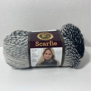 Lion Brand Yarns Scarfie Cream Black